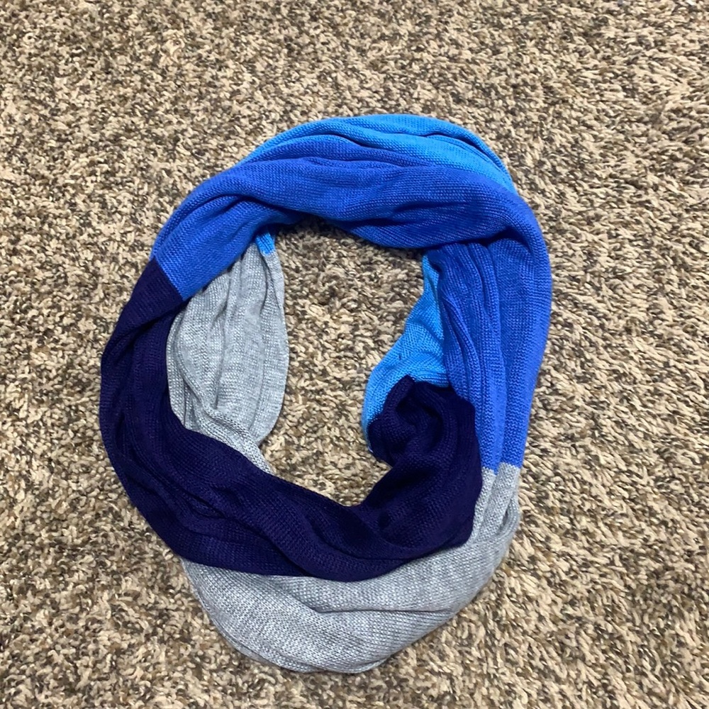 Multi colored women’s infinity scarf
